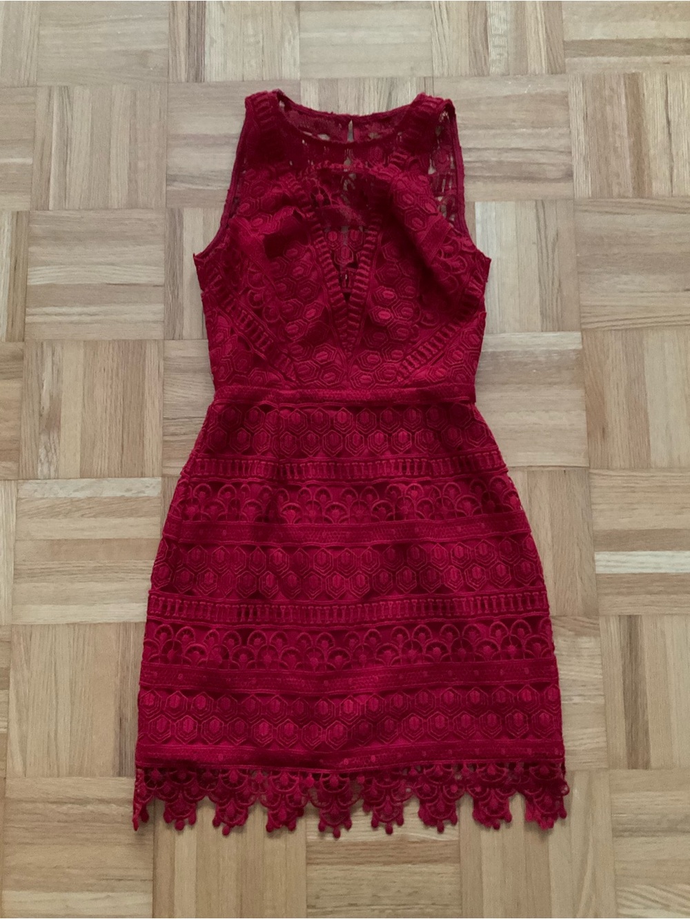 Ever New Red Lace V-Neck Mini Dress - Size 0 (XS) - Picture 3 of 12